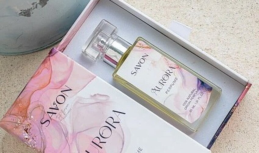 Aurora prírodný parfum vyrobený ručne na Slovensku