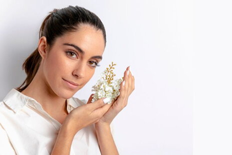 Ako bezpečne prejsť na prírodnú kozmetiku bez podráždenia pleti?